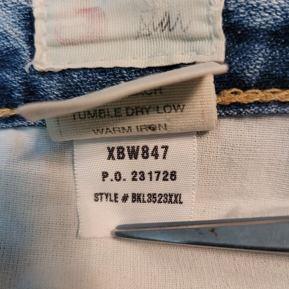 BKE Star Jeans 34 T Flare Low Rise Y2K Medium Light Wash Boho Western - Picture 5 of 11